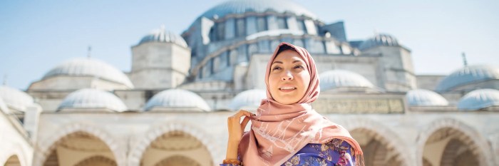 Mengulik Konsep Halal Tourism Indonesia Mengulik Konsep Halal Tourism Indonesia